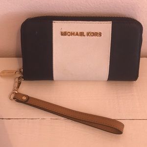 Michael Kors wallet